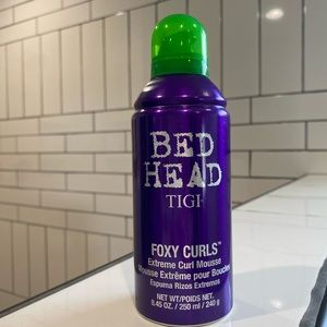 BedHead foxy Curls Mousse